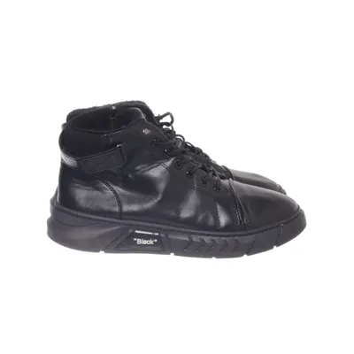 Laced boots (Black) from Black