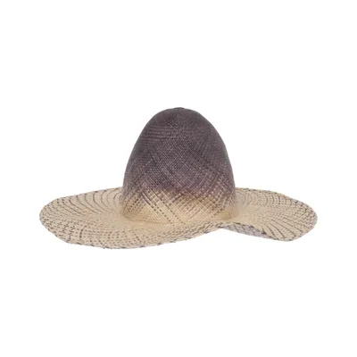 Solhatt (scandinavian, scandi chic, avantgarde, simple, minimalistic, with a twist) från Henrik Vibskov