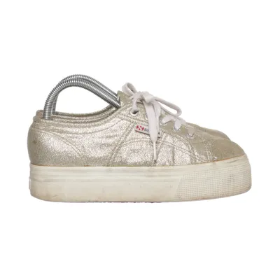 Chaussures en toile (Or) de Superga