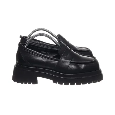 Loafers (Black) from Nude of Scandinavia