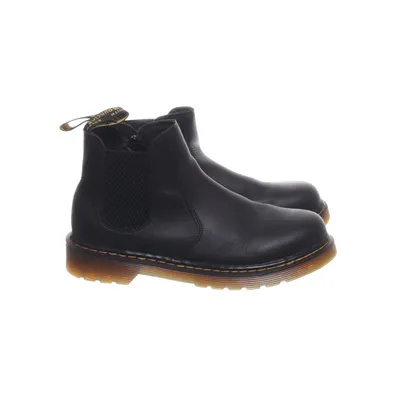 Laced boots (Black) from Dr. Martens