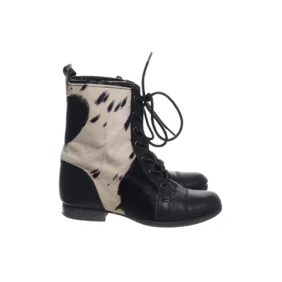 Laced boots (Black, White) from Betsey Johnson