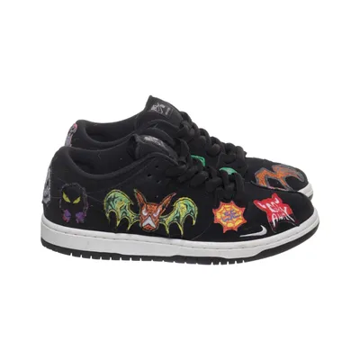 Sneakers (Dunk Low Pro) from Nike SB