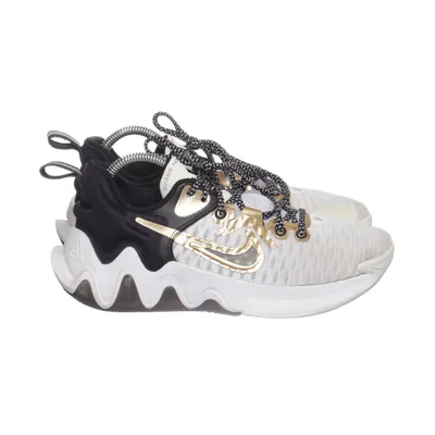 Sneakers (Giannis Immortality) från Nike