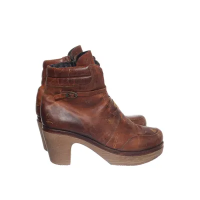 Heeled boots (Brown) from Calou Stockholm