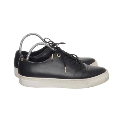 Sneakers (Black) from Agnes Cecilia