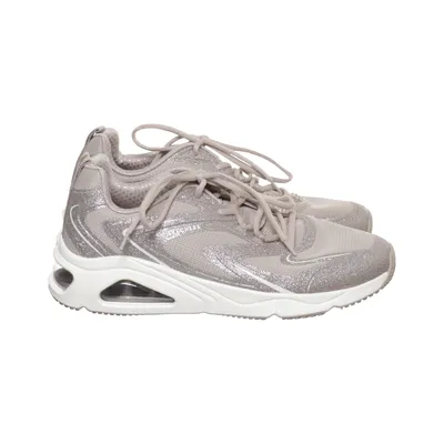 Trainers (Beige) from Skechers