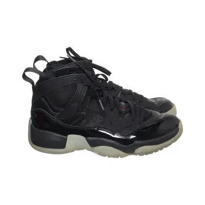 Basketsko (Jordan Six Rings) fra Nike