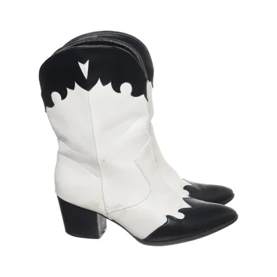 Bottes de cow-boy (Blanc, Noir) de Quanticlo