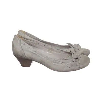 Pumps (Gray) from Vision