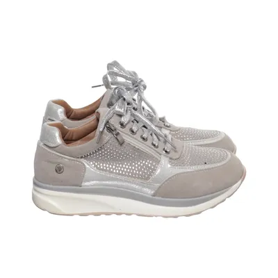 Sneakers (Gray, Silver) from North Star