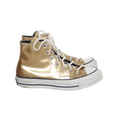Sneakers (Gold) from Converse