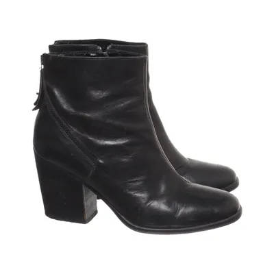 Heeled boots (Black) from Alberto Fermani