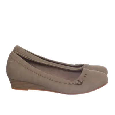 Wedges (Beige) from DS Shoes by DinSko