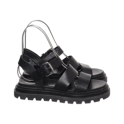 Sandaler (Svart) från & Other Stories Skinn