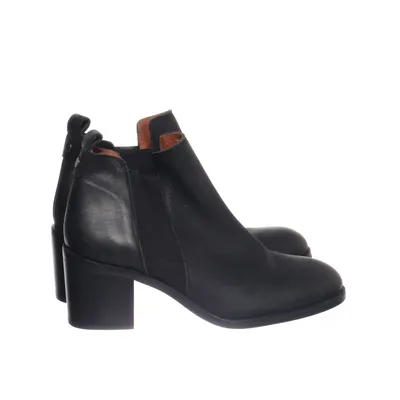 Stövletter (Svart) från LOU Skinn