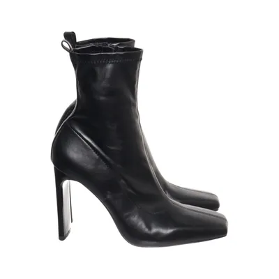 Heeled boots (Black) from Zara
