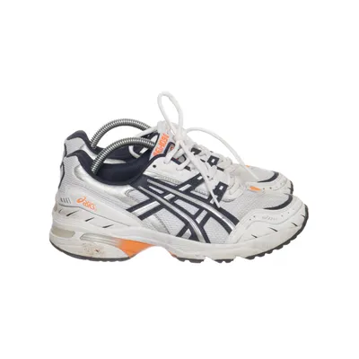 Löparskor (1022A215) från Asics