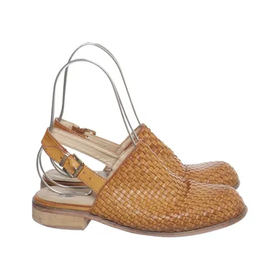 Clogs (Brown) from Vanessa Wu Leather
