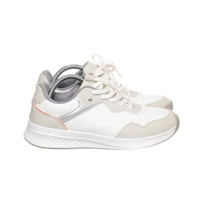 Baskets (Blanc, Beige, Gris) de Footflexx