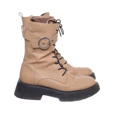 Laced boots (Beige) from Wonders
