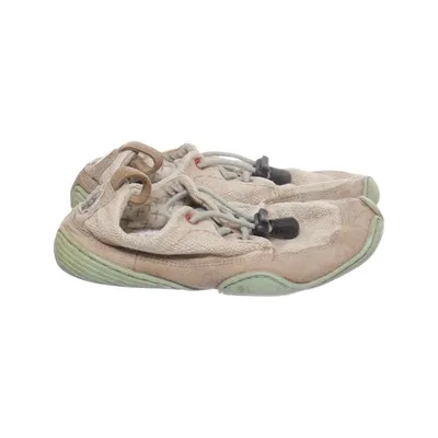 Walking shoes (Beige) from Wildling Leather