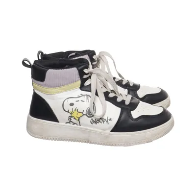 Basketbal schoenen (Snoopy) van Snoopy