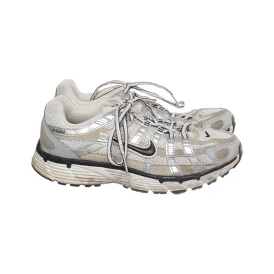 Träningsskor (P-6000) från Nike