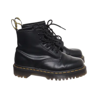 Kängor (101) från Dr. Martens