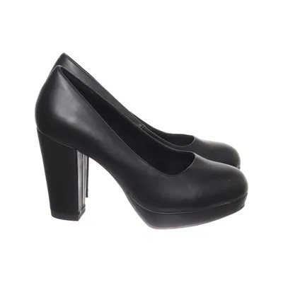 Pumps (Black) from DinSko