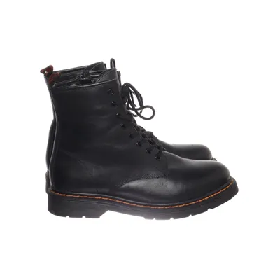 Laced boots (Black) from Klondike