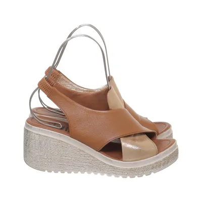 Chaussure compensées (Marron, Or) de Stella