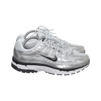 Trainingsschoenen (P-6000) van Nike