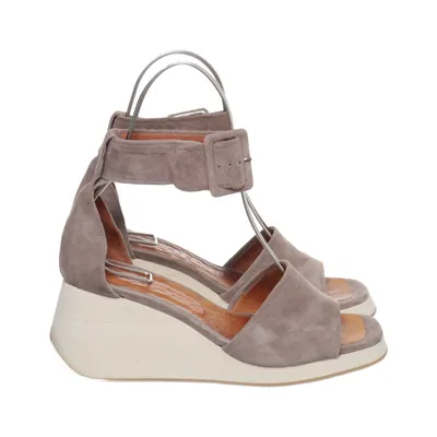 Chaussure compensées (Gris) de Chie Mihara