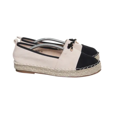 Espadrilles (Beige, Black) from Erynn Leather