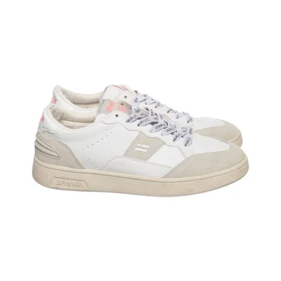 Sneakers (Common) van D.Franklin Leer