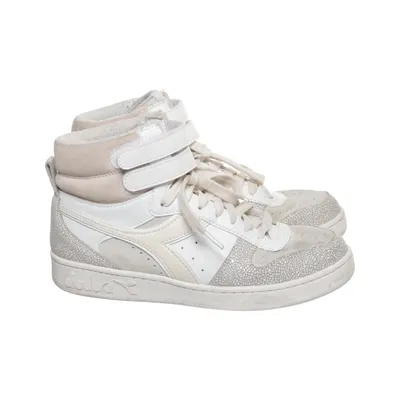 Basketball shoes (White, Beige) from Diadora