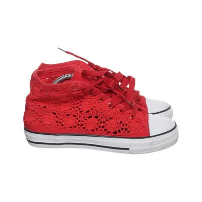 Canvas shoes (Red, White) from Bella Comoda