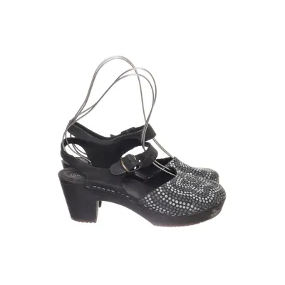 Träskor (Svart, Vit, Grå) från Moheda Skinn