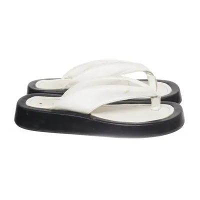 Teenslippers (Wit, Zwart) van NA-KD