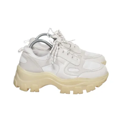 Sneakers (Attitude) from Attitude