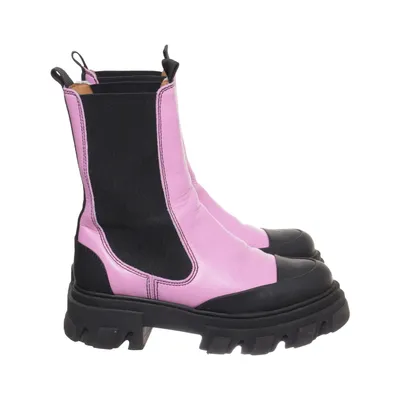 Chelsea Boots (Schwarz, Pink) von Ganni