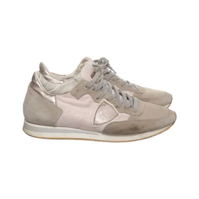 Baskets (Rose, Gris) de Philippe Model