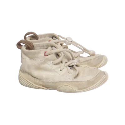 Barefoot shoes (Beige) from Wildling Shoes