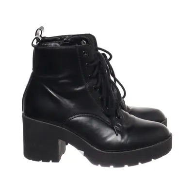 Bottes à talons (Noir) de Attitude