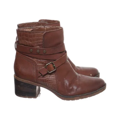 Heeled boots (RINGER) from Naturalizer