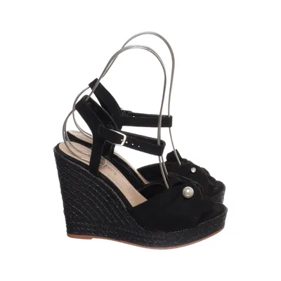 Wedges (Black) from Creamberry's