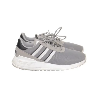 Träningsskor (Retropy F2) från Adidas