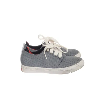 Sneakers (Gray) from Sprox