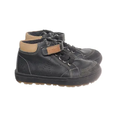 Ankle boots (Black, Brown) from Kavat